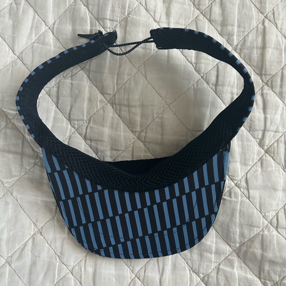 Janji visor - Picture 2 of 2